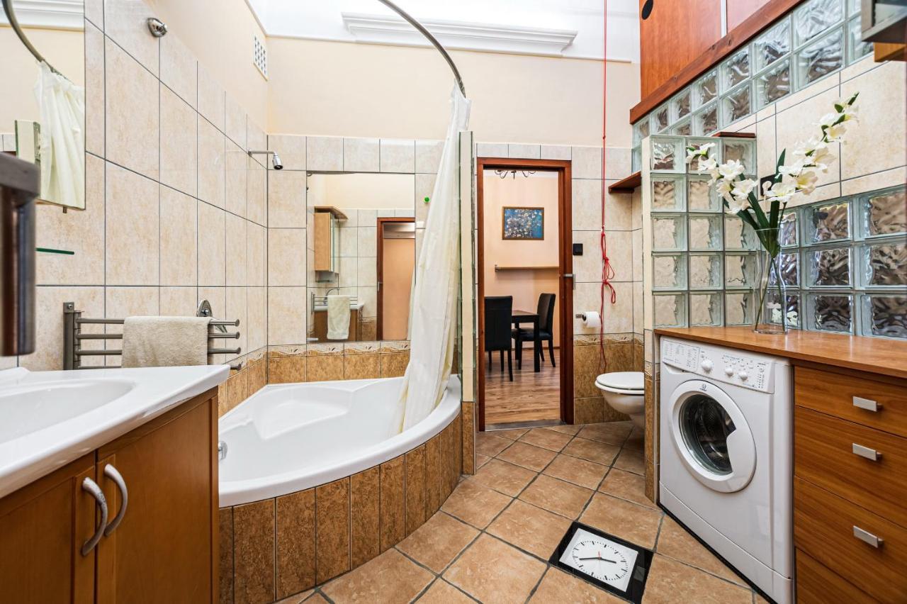 Oktogon Beautiful Relaxing Apartment Budapest Esterno foto